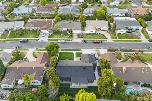 23856 Aetna, Woodland Hills, CA 91367 - Photo 46