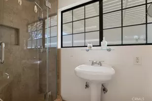 725 Tufts Ave, Burbank, CA 91504 - Photo 24