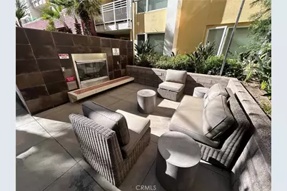 21301 Erwin Street #228, Woodland Hills, CA 91367 - Photo 2