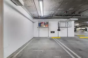 21301 Erwin St, Woodland Hills, CA 91367 - Photo 42