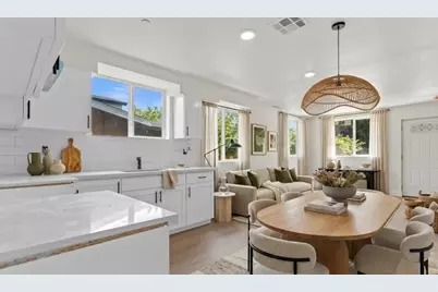 835 E 33rd Street, Los Angeles, CA 90011 - Photo 6