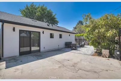 2115 W Clark Avenue, Burbank, CA 91506 - Photo 46