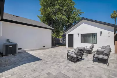 2115 W Clark Avenue, Burbank, CA 91506 - Photo 26
