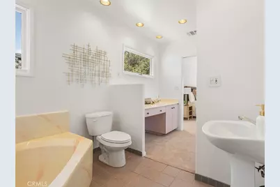 324 N Brighton Street, Burbank, CA 91506 - Photo 24