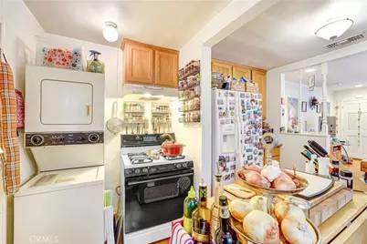 5759 Hazeltine, Van Nuys, CA 91401 - Photo 22