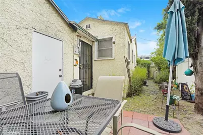 5759 Hazeltine, Van Nuys, CA 91401 - Photo 26