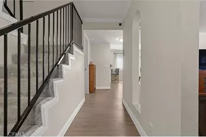 412 Burchett #17, Glendale, CA 91203 - Photo 2