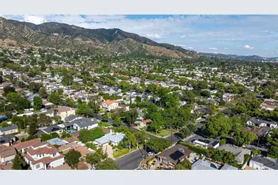 820 S Kenneth, Burbank, CA 91501 - Photo 38