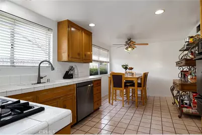 233 Kanan, Oak Park, CA 91377 - Photo 10