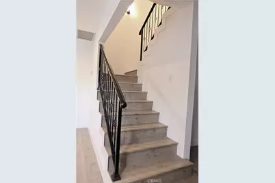7300 Lennox #J3, Van Nuys, CA 91405 - Photo 14