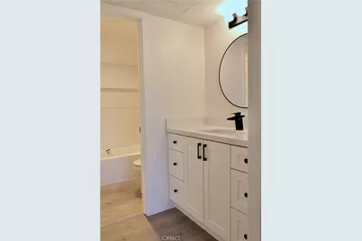7300 Lennox #J3, Van Nuys, CA 91405 - Photo 20