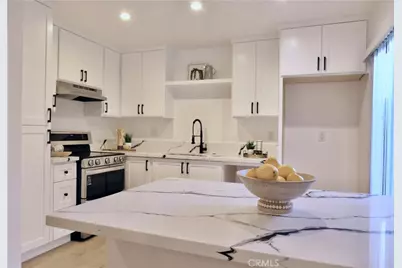 7300 Lennox #J3, Van Nuys, CA 91405 - Photo 1