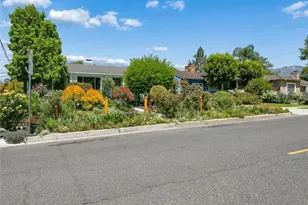 449 W Elm Ave, Burbank, CA 91506 - Photo 6