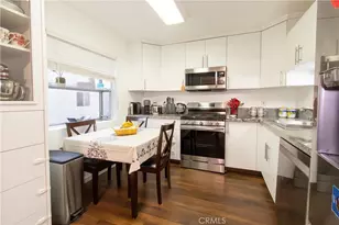 9551 Via Ricardo, Burbank, CA 91504 - Photo 8