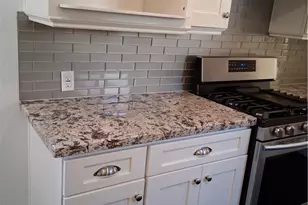 131 S Virginia Ave, Burbank, CA 91506 - Photo 8