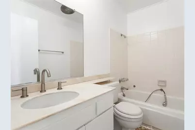 330 N 5th Street, Burbank, CA 91501 - Photo 26