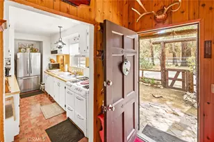 833 Norwood, Big Bear City, CA 92314 - Photo 32