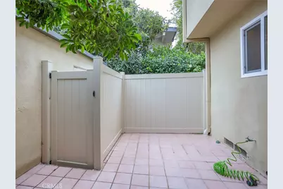 11138 Aqua Vista Street #18, Studio City, CA 91602 - Photo 22