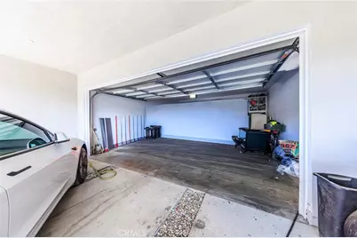 5743 Case, North Hollywood, CA 91601 - Photo 10
