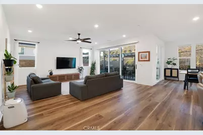 28619 Sunny Ridge Terrace, Castaic, CA 91384 - Photo 2