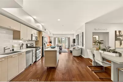 5016 Bakman #205, North Hollywood, CA 91601 - Photo 8