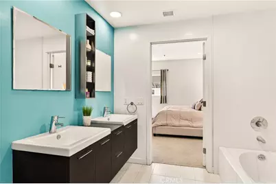 5016 Bakman #205, North Hollywood, CA 91601 - Photo 20