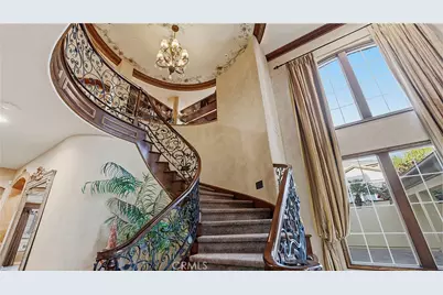 3426 Wedgewood Lane, Burbank, CA 91504 - Photo 1