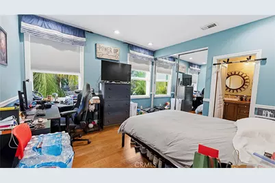 3426 Wedgewood Lane, Burbank, CA 91504 - Photo 44