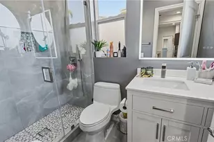 3426 Wedgewood Ln, Burbank, CA 91504 - Photo 48