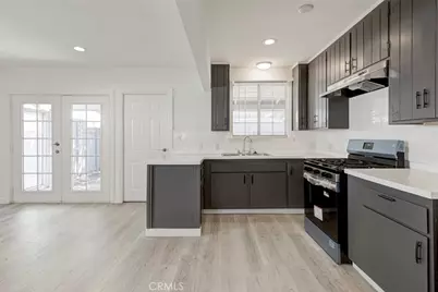 14918 Wyandotte, Van Nuys, CA 91405 - Photo 18