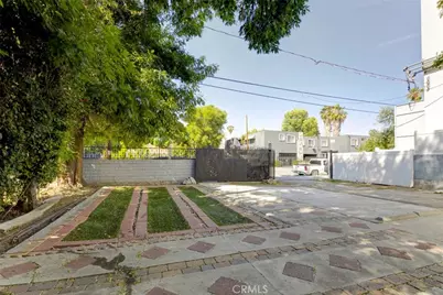 14918 Wyandotte, Van Nuys, CA 91405 - Photo 8