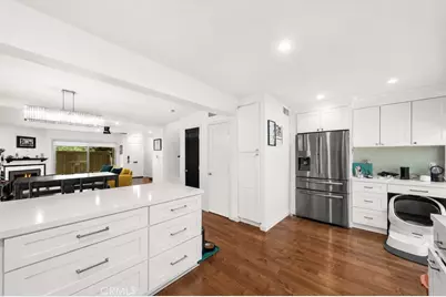 612 Wilcox Avenue, Los Angeles, CA 90004 - Photo 22