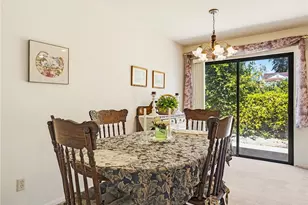 921 E Elmwood Ave, Burbank, CA 91501 - Photo 8