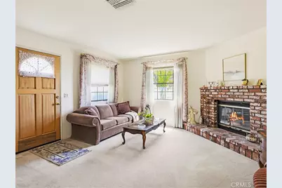 921 E Elmwood Avenue, Burbank, CA 91501 - Photo 10