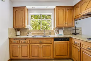 10087 Sully Dr, Los Angeles, CA 91352 - Photo 10