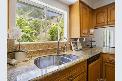 10087 Sully Drive, Los Angeles, CA 91352 - Photo 12