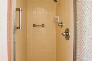 1727 N Hill Ave, Pasadena, CA 91104 - Photo 18
