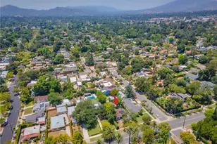 1727 N Hill Ave, Pasadena, CA 91104 - Photo 52