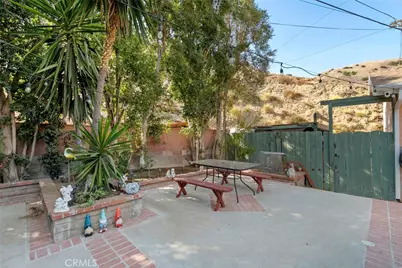 8515 Petaluma, Los Angeles, CA 91352 - Photo 50