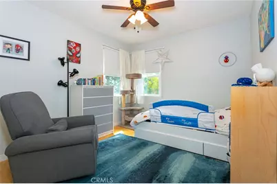 21000 Elkwood, Canoga Park, CA 91304 - Photo 18