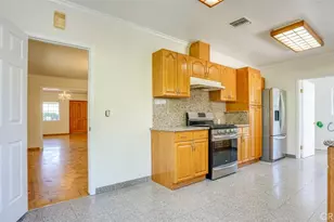 14260 Kittridge St, Van Nuys, CA 91405 - Photo 8
