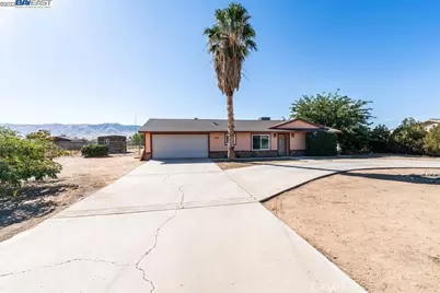 21019 Rambling, Apple Valley, CA 92308 - Photo 2