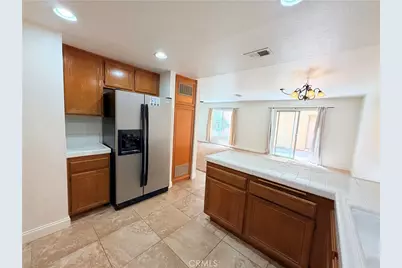 25152 Steinbeck #B, Stevenson Ranch, CA 91381 - Photo 10