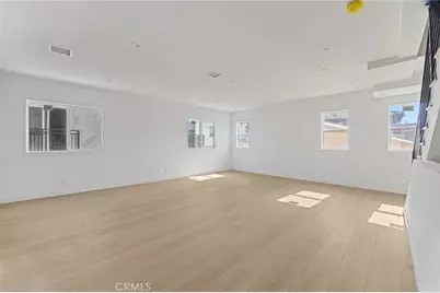 4511 Rosewood Avenue, Los Angeles, CA 90004 - Photo 26