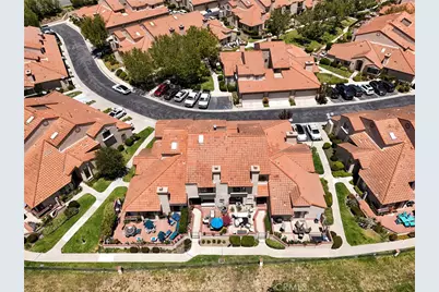 334 Country Club #C, Simi Valley, CA 93065 - Photo 24