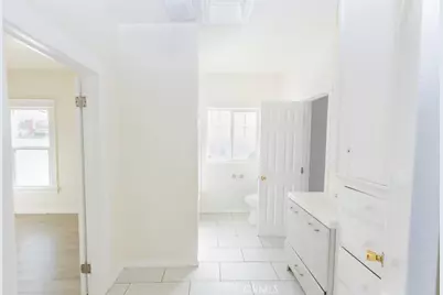 920 N Brand, San Fernando, CA 91340 - Photo 12