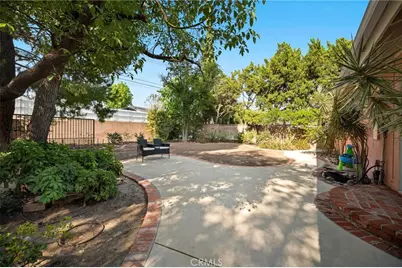 18543 Chatsworth, Porter Ranch, CA 91326 - Photo 32