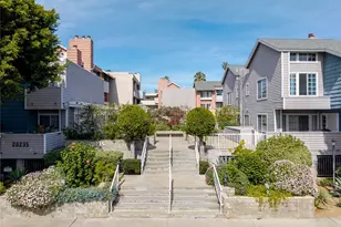 20235 Keswick St, Winnetka, CA 91306 - Photo 2