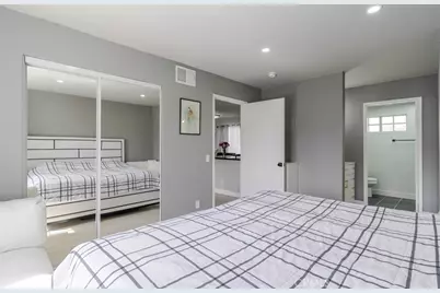 20235 Keswick Street #212, Winnetka, CA 91306 - Photo 12