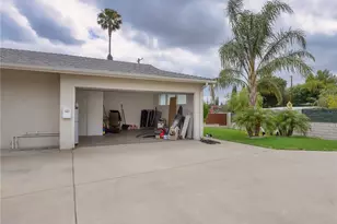 13424 Dyer St, Sylmar, CA 91342 - Photo 26